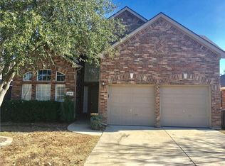 7010 Country Club Dr, Sachse, TX 75048