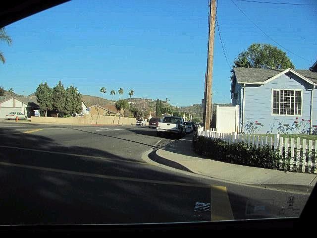 2nd image of 305 N Esplanade St