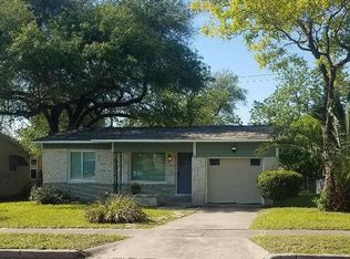 266 Lemur Dr, San Antonio, TX 78213