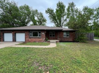 1201 W Brooks St, Norman, OK 73069