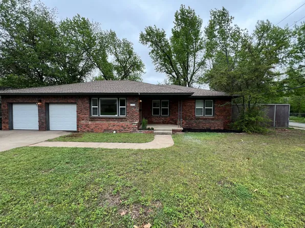 1201 W Brooks St, Norman, OK 73069
