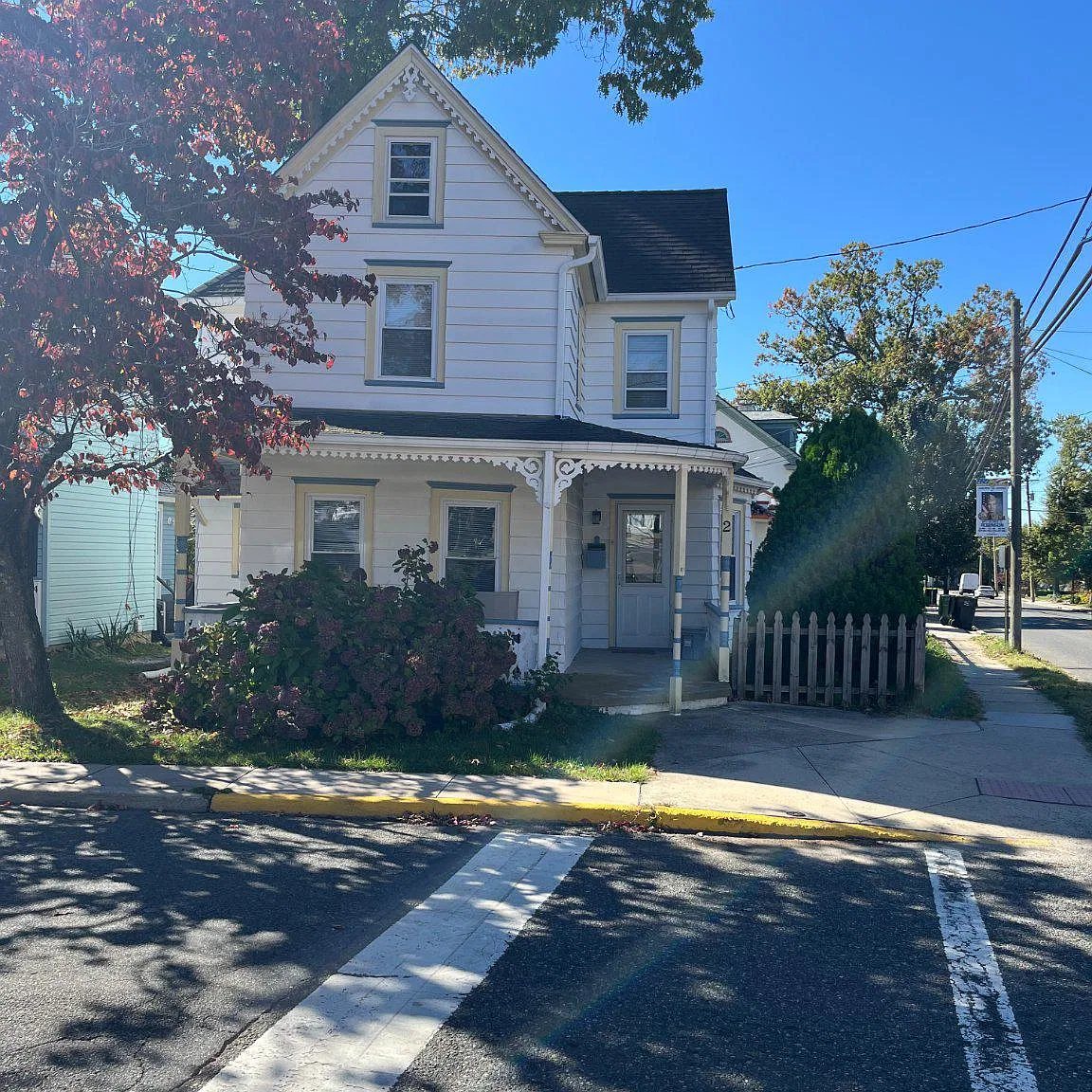 2 bed, 1.5 bath, 980 sqft, $2,300 — Photo 1