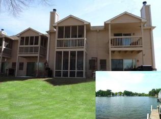 240 Marina Ct, Waterford, WI 53185