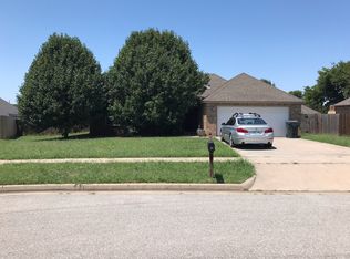 2704 Ridgeview Ct, Claremore, OK 74017