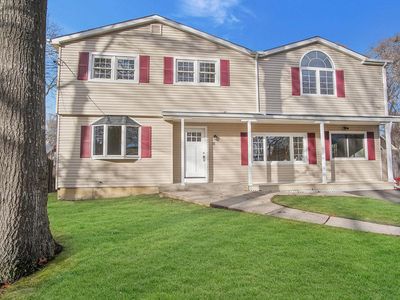 31 Moriches Avenue, Mastic, NY, 11950