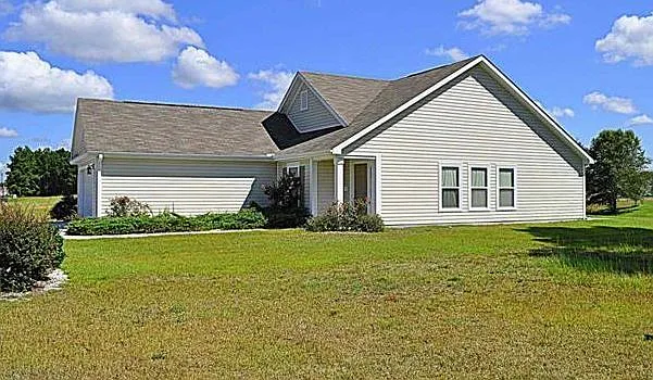 420 Hillsborough Dr — Photo 28
