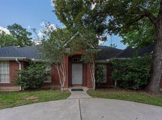 217 Tupelo Ln, Conroe, TX 77304