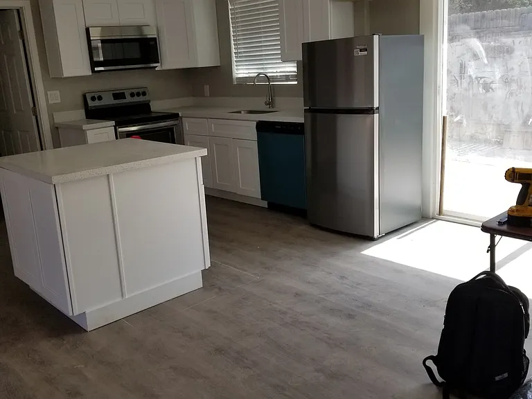 171 W Highland Ave #NA — Photo 2
