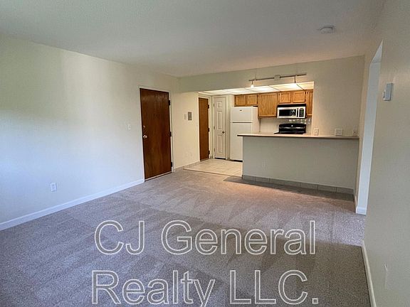 5th image of 106 Broad St APT 56