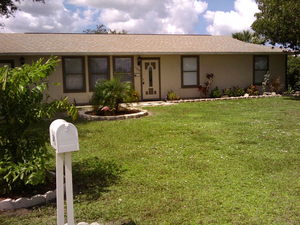 1st image of 1700 NE 13th Ave