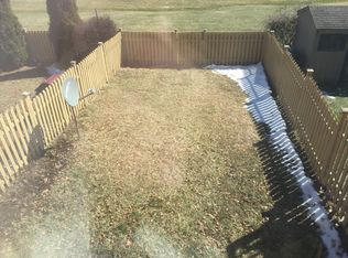 31 Red Barn Ln, Middletown, NY 10940