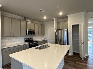 5015 Arkose Dr, Raleigh, NC 27610