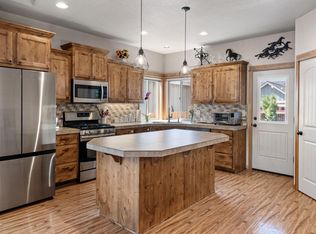 21364 Bartlett Ln, Bend, OR 97701