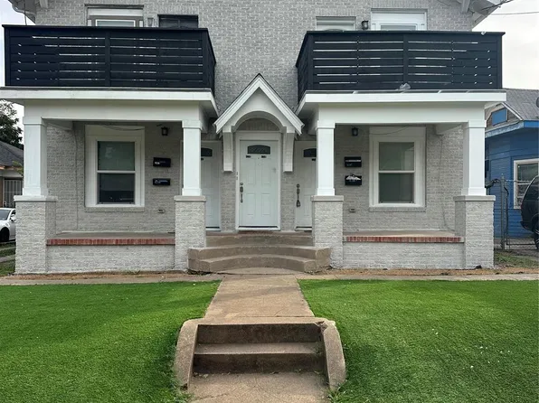 626 W 10th St, Dallas, TX 75208