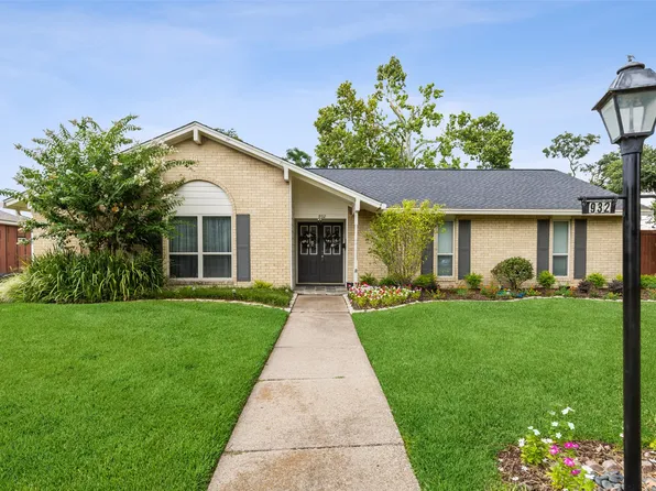 932 Vinecrest Ln, Richardson, TX 75080