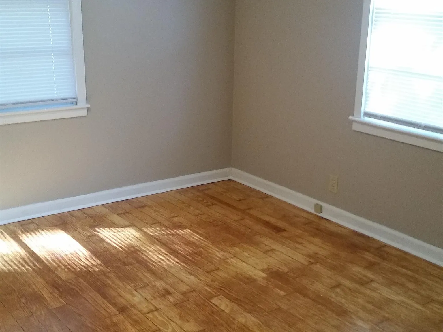 1141 Northeast Chester Avenue - 1 — Photo 4