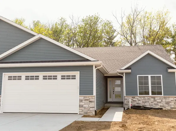 1717 Ambleside Dr, Springfield, IL 62711