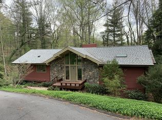 223 Robinhood Rd, Asheville, NC 28804