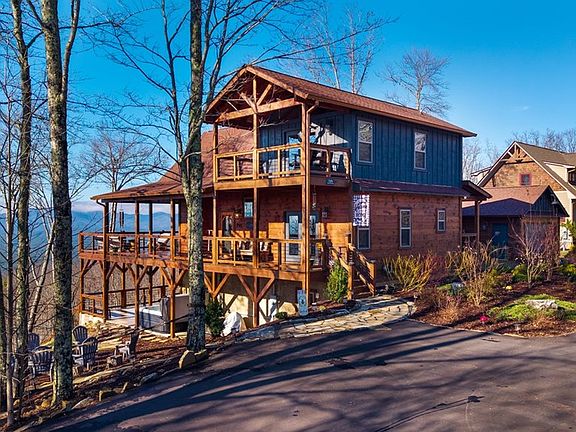 5th image of 729 Wilderness Creek Way