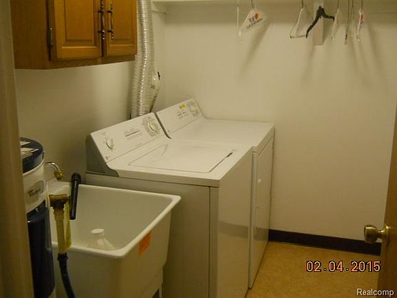 5th image of 7815 Manor Cir #55