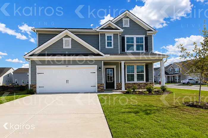 100 English Oak Ln