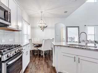 5800 Wake Robin Dr, Fort Worth, TX 76123