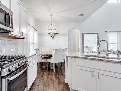 5800 Wake Robin Dr, Fort Worth, TX, 76123