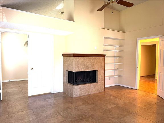 5th image of 653 Thompson Dr