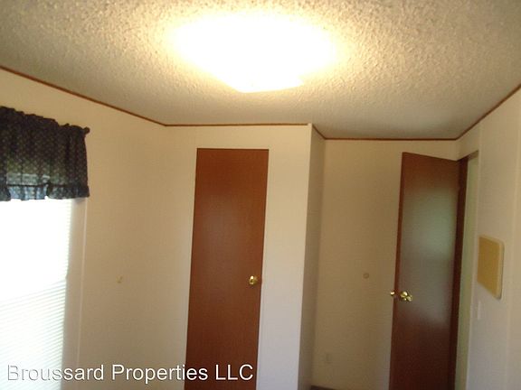 3rd image of 202 N Domingue Ave Trlr G