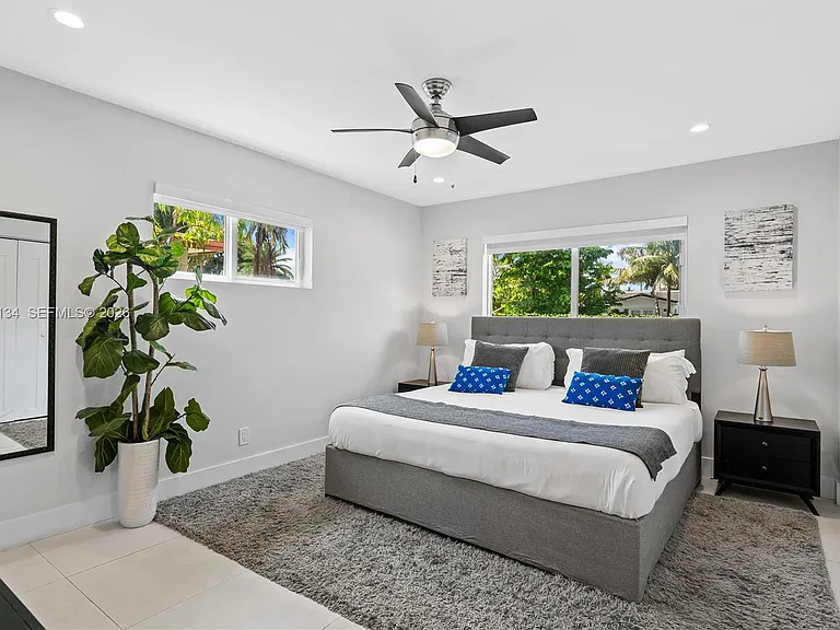 1329 Funston St — Photo 24