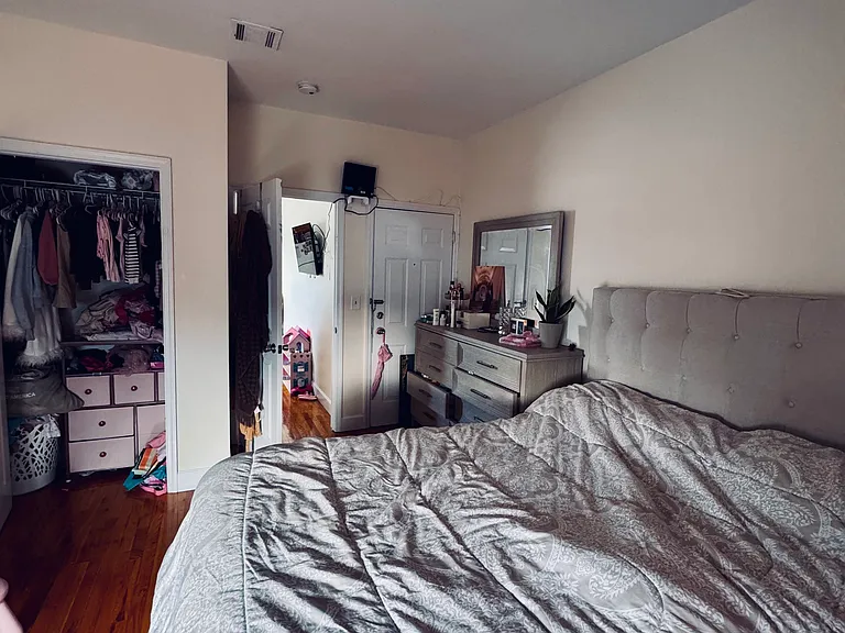 226 Linden Ave #3L — Photo 11