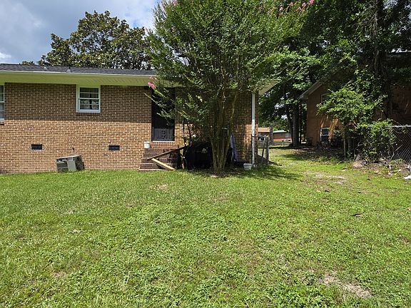 5th image of 2672 Kent Dr