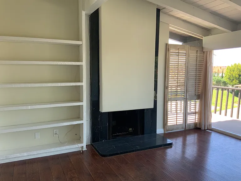 421 Vista Parada — Photo 16