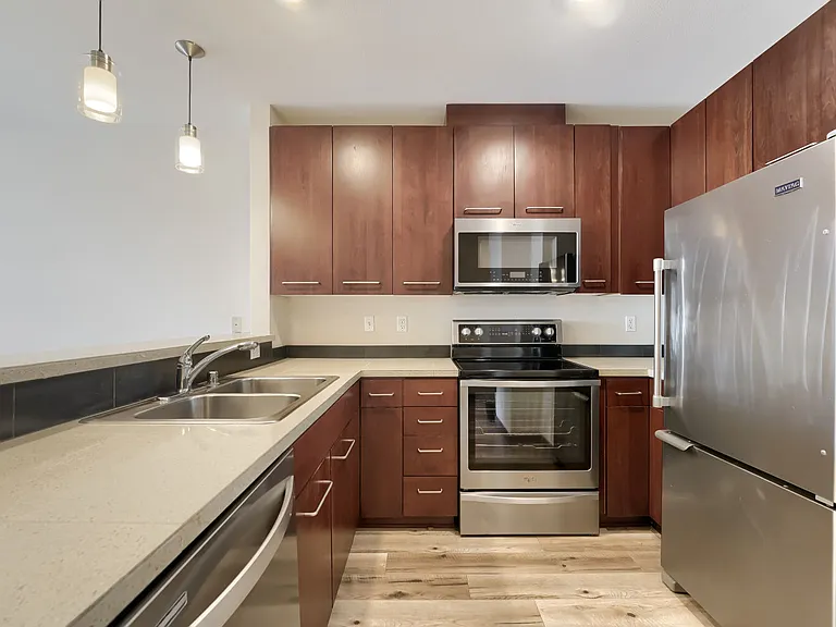 655 Crockett St #A207 — Photo 5