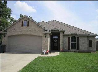 5045 Richard Dr, Beaumont, TX 77708