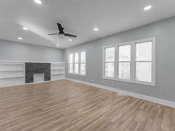 4th image of 7554 S Perry Ave