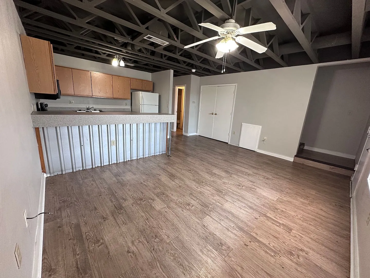 Allen Place — Photo 3