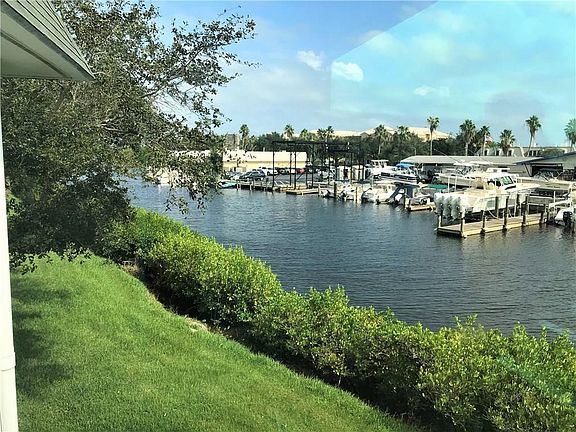 4th image of 2800 Indian River Blvd APT B10