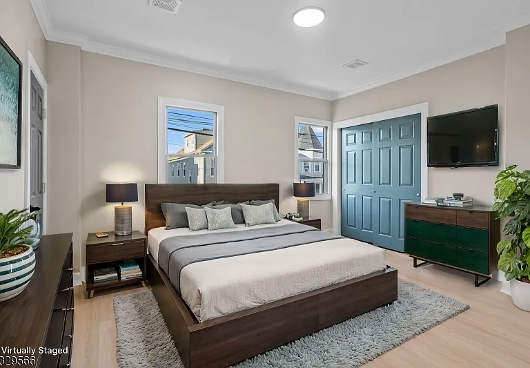 149 S Park St #2 — Photo 4