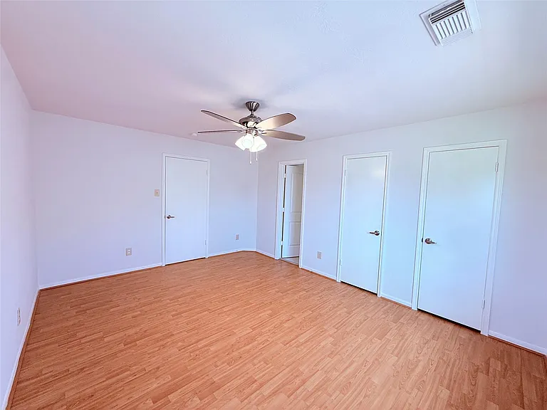 13407 Carruth Ln — Photo 21