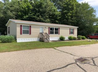 4325 Meadowsweet Ln NE, Rockford, MI 49341