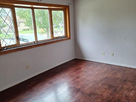 2nd image of 14610 N Gallatin Blvd