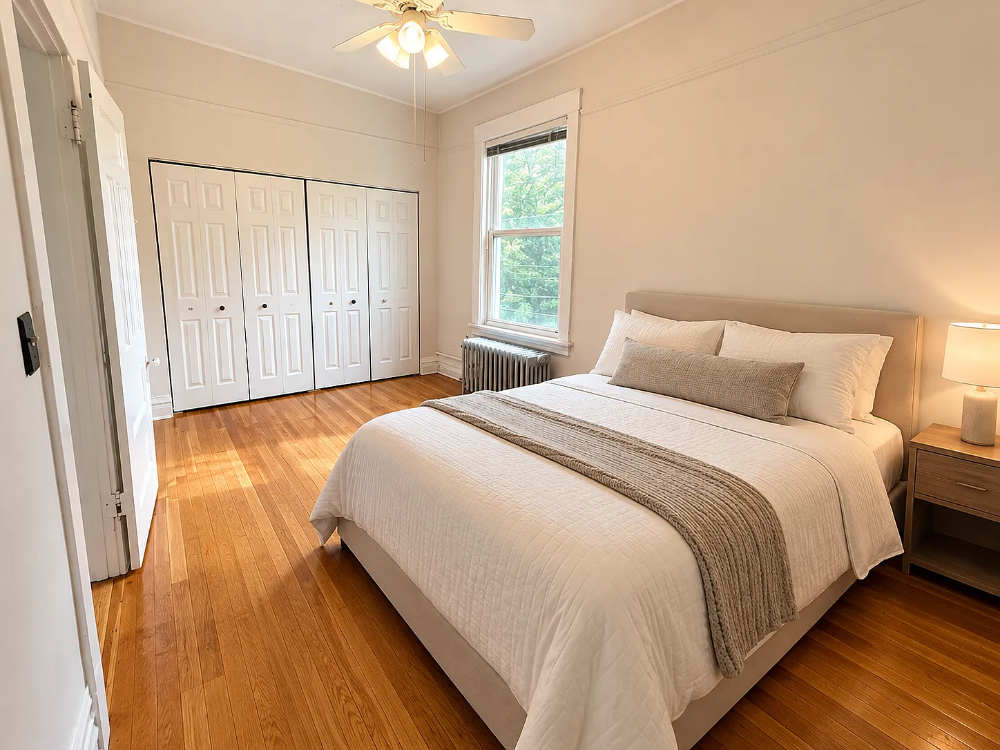 2 bed, 1100 sqft, $2,600 — Photo 3
