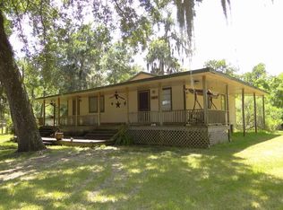 20302 Oak Forest Dr, Damon, TX 77430