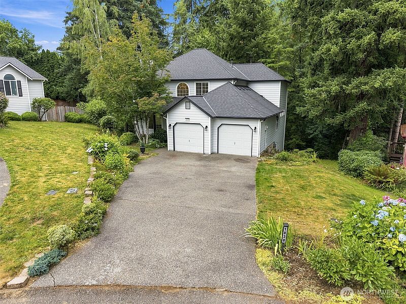 2nd image of 1838 52nd Way SE