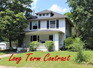 313 Main St, Sweet Springs, MO 65351