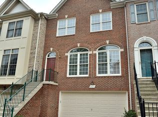 9425 Van Arsdale Dr, Vienna, VA 22181