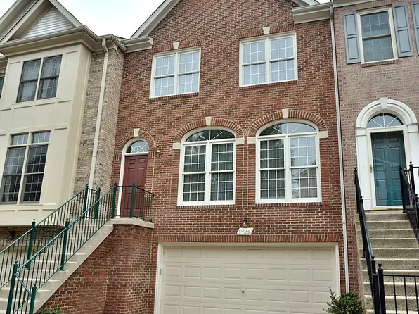 9425 Van Arsdale Dr, Vienna, VA 22181