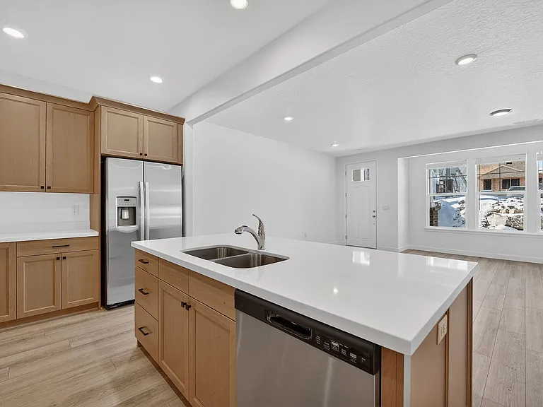 12656 S High View Ln — Photo 8