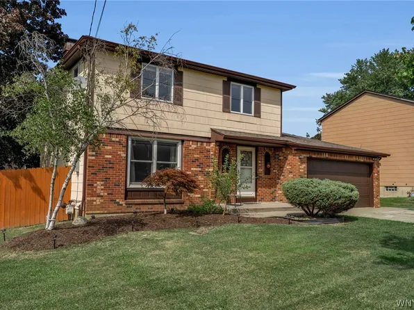 3710 Howard Rd, Hamburg, NY 14075